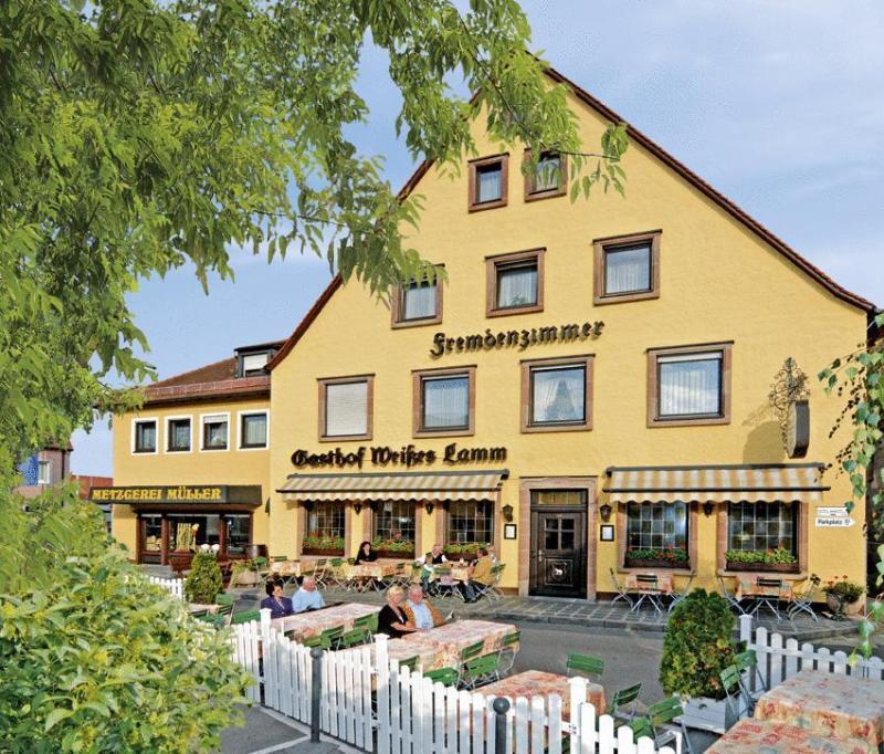 Gasthof Weisses Lamm Hotel Нюрнберг Екстериор снимка